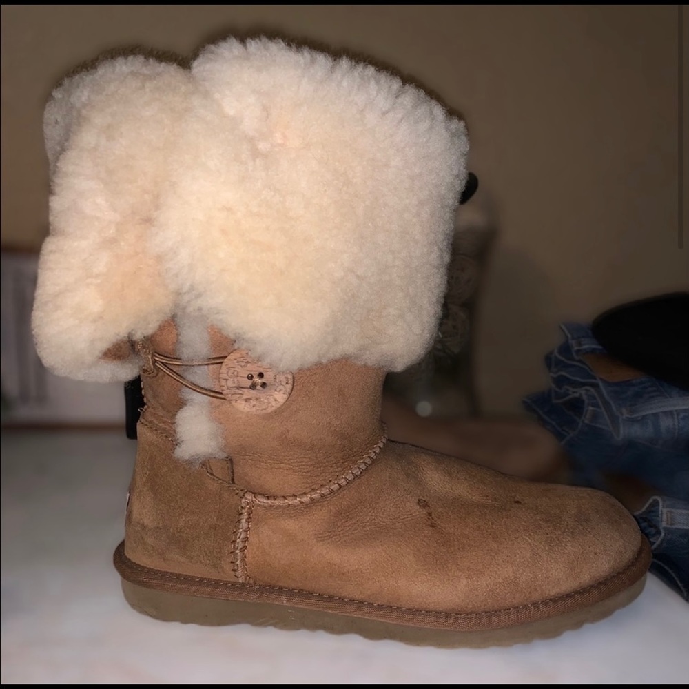 UGG Bailey Button boots
